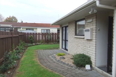 Photo of property in 60a Moore Street, Leamington, Cambridge, 3432