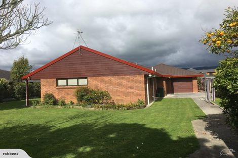 Photo of property in 8 Easton Way, Levin, 5510