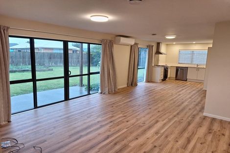 Photo of property in 29 Hawkins Place, Rangiora, 7400