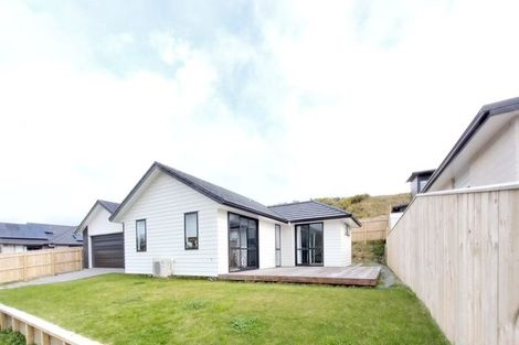 Photo of property in 48 Schooner Drive, Whitby, Porirua, 5024