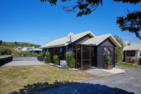 Photo of property in 37a Kotare Place, South Bay, Kaikoura, 7300