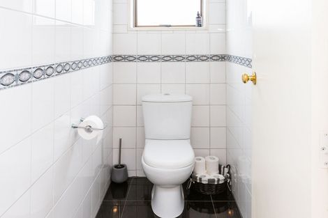 Photo of property in 23 Chadwick Place, Highbury, Palmerston North, 4412