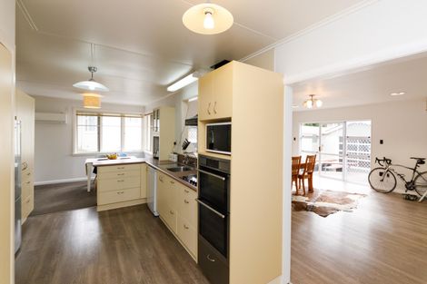 Photo of property in 6 Epsom Road, Hokowhitu, Palmerston North, 4410