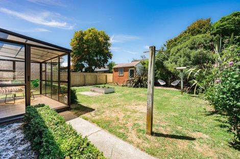 Photo of property in 15 Wedgewood Grove, Raumati Beach, Paraparaumu, 5032