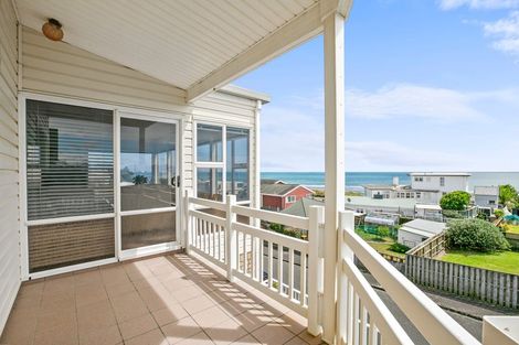 Photo of property in 6 Hamblyn Street, Strandon, New Plymouth, 4312
