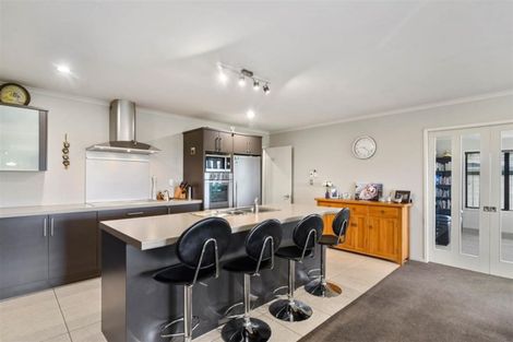 Photo of property in 16 Devoy Drive, Owhata, Rotorua, 3010