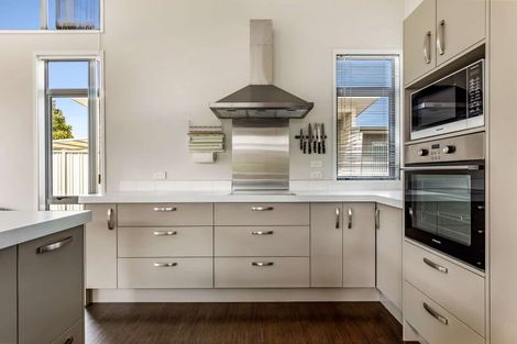 Photo of property in 3/18 Victoria Avenue, Whakatane, 3120