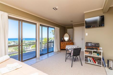 Photo of property in 15 Saint Anne Road, Waipu, 0582