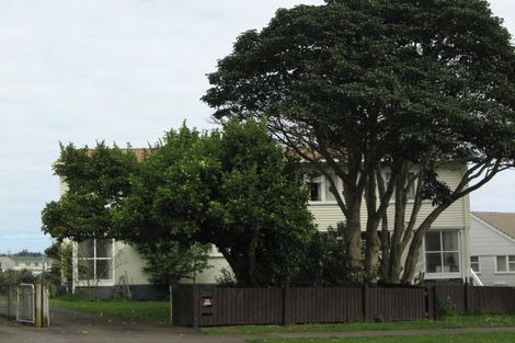 Photo of property in 55-57 Cook Street, Marfell, New Plymouth, 4310