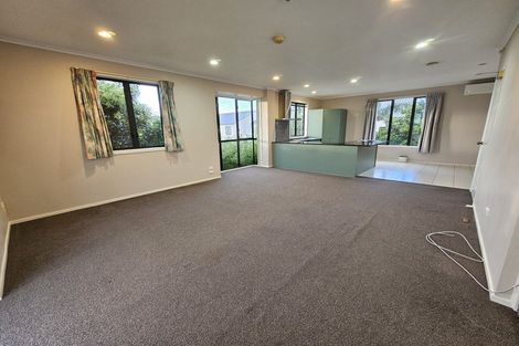 Photo of property in Tuscany Towers, 84/1 Ambrico Place, New Lynn, Auckland, 0600