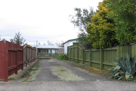 Photo of property in 34 Acacia Street, Kelvin Grove, Palmerston North, 4414