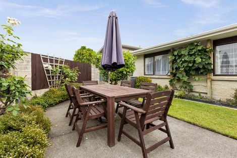Photo of property in 25 Surrey Street, Taradale, Napier, 4112