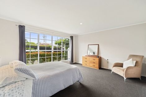 Photo of property in 1/4 Ingle Avenue, Waipahihi, Taupo, 3330