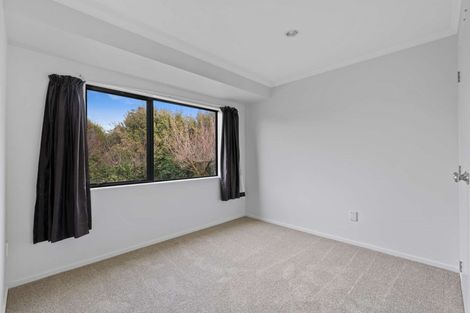 Photo of property in 10 Gleaming Place, Waiuku, 2123