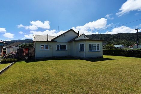 Photo of property in 57 Hall Street, Cobden, Greymouth, 7802
