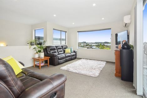 Photo of property in 105 Isabella Drive, Pukekohe, 2120