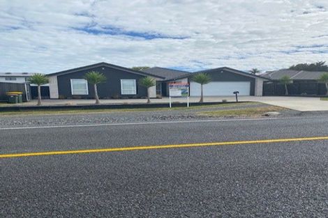 Photo of property in 53 Jack Lachlan Drive, Beachlands, Auckland, 2018