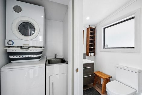 Photo of property in 28a Te Moau Avenue, Parakai, 0830
