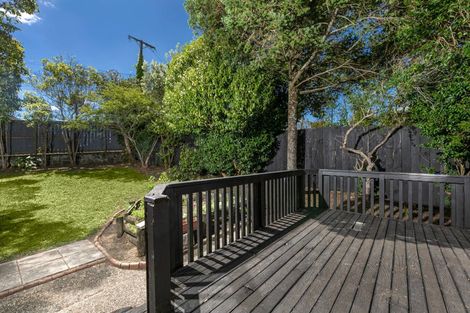 Photo of property in 1/84 West Coast Road, Glen Eden, Auckland, 0602