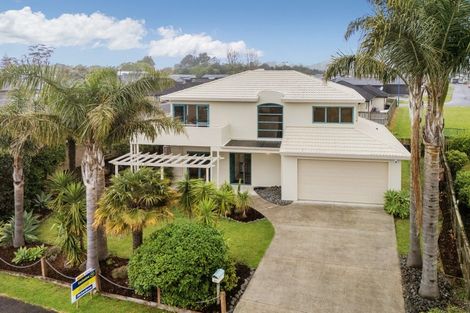 Photo of property in 10 Protea Crescent, Whitianga, 3510