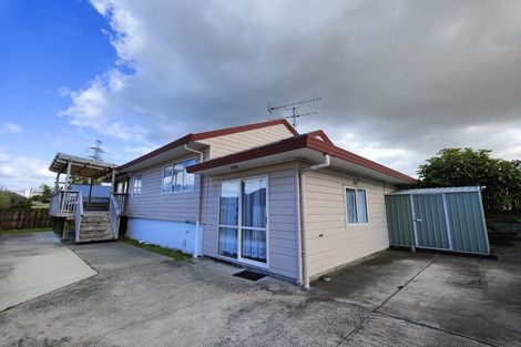 Photo of property in 2/9 Midvale Place, Burswood, Auckland, 2013