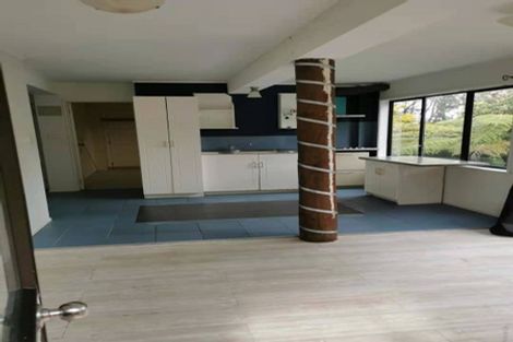 Photo of property in 46 Glen Vista Place, Bayview, Auckland, 0629