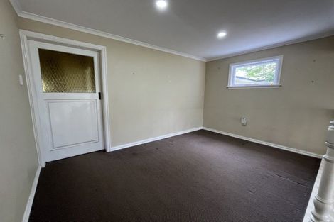 Photo of property in 29 Winston Avenue, Hokowhitu, Palmerston North, 4410