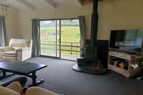 Photo of property in 99 Mcpike Road, Waimauku, 0883