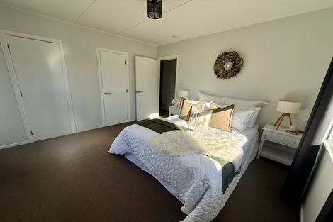 Photo of property in 18 Beazley Avenue, Paparangi, Wellington, 6037