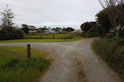 Photo of property in 18 Park Lane, Waitara, 4320