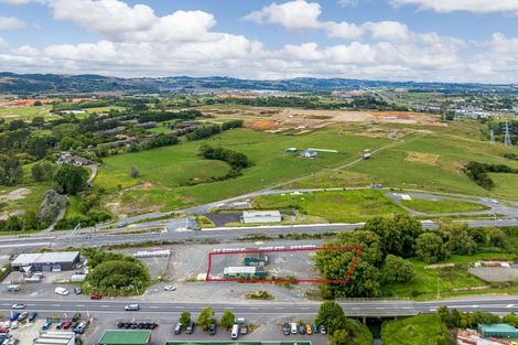 Photo of property in 280 Great South Road, Papakura, 2110