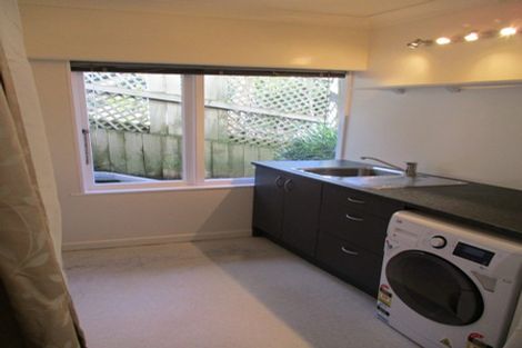 Photo of property in 15a Onslow Road, Khandallah, Wellington, 6035