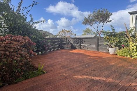 Photo of property in 10/3 Severn Street, Island Bay, Wellington, 6023