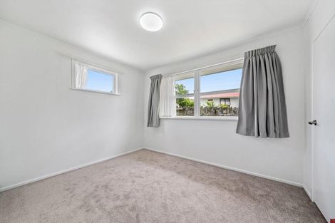 Photo of property in 69 Glen Marine Parade, Glendene, Auckland, 0602