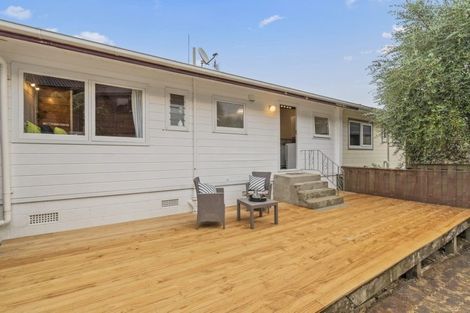 Photo of property in 2/15 Selwyn Crescent, Forrest Hill, Auckland, 0620