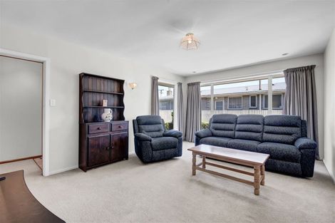 Photo of property in 8 Cardome Street, Bishopdale, Christchurch, 8053