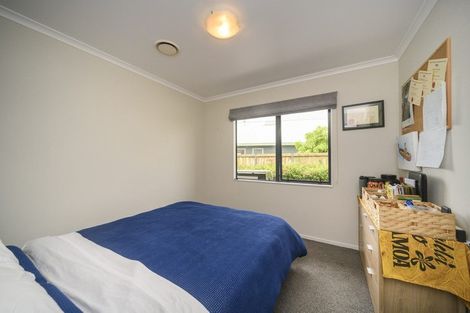 Photo of property in 3 Abby Road, Fitzherbert, Palmerston North, 4410