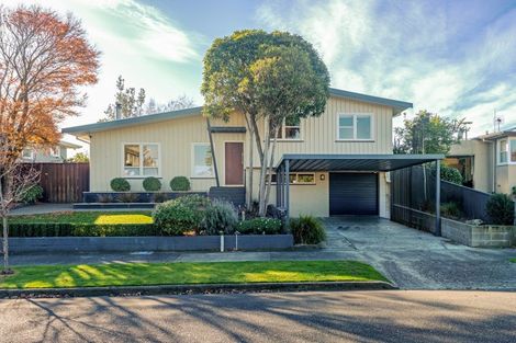 Photo of property in 34 Epsom Road, Hokowhitu, Palmerston North, 4410