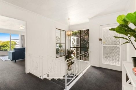 Photo of property in 9 Tirita Street, Kawaha Point, Rotorua, 3010