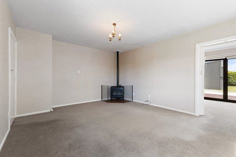 Photo of property in 16 Neill Street, Hornby, Christchurch, 8042