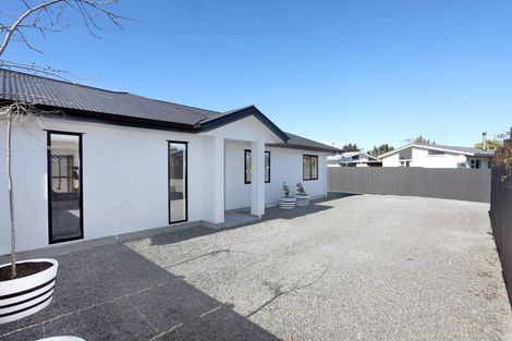 Photo of property in 7b Terrace Street, Marton, 4710