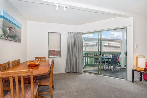 Photo of property in 2/770 Beach Road, Browns Bay, Auckland, 0630