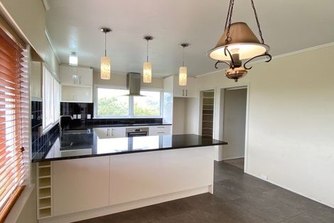 Photo of property in 30 Taitua Drive, Te Atatu South, Auckland, 0610