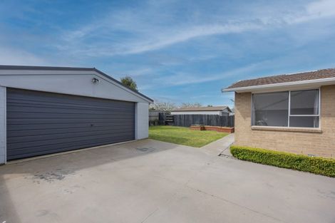 Photo of property in 5 Betula Place, Parklands, Christchurch, 8083