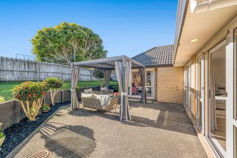 Photo of property in 38 Dannemora Drive, Dannemora, Auckland, 2016