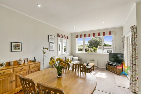 Photo of property in 13 Pinnacle Street, Seatoun, Wellington, 6022