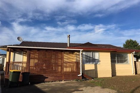 Photo of property in 36 Lisa Rise, Half Moon Bay, Auckland, 2012