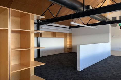 Photo of property in 145 Victoria Street, Cambridge, 3434