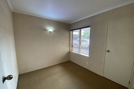 Photo of property in 7 Ironstone Place, Randwick Park, Auckland, 2105