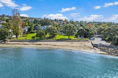Photo of property in 73 Beach Road, Castor Bay, Auckland, 0620